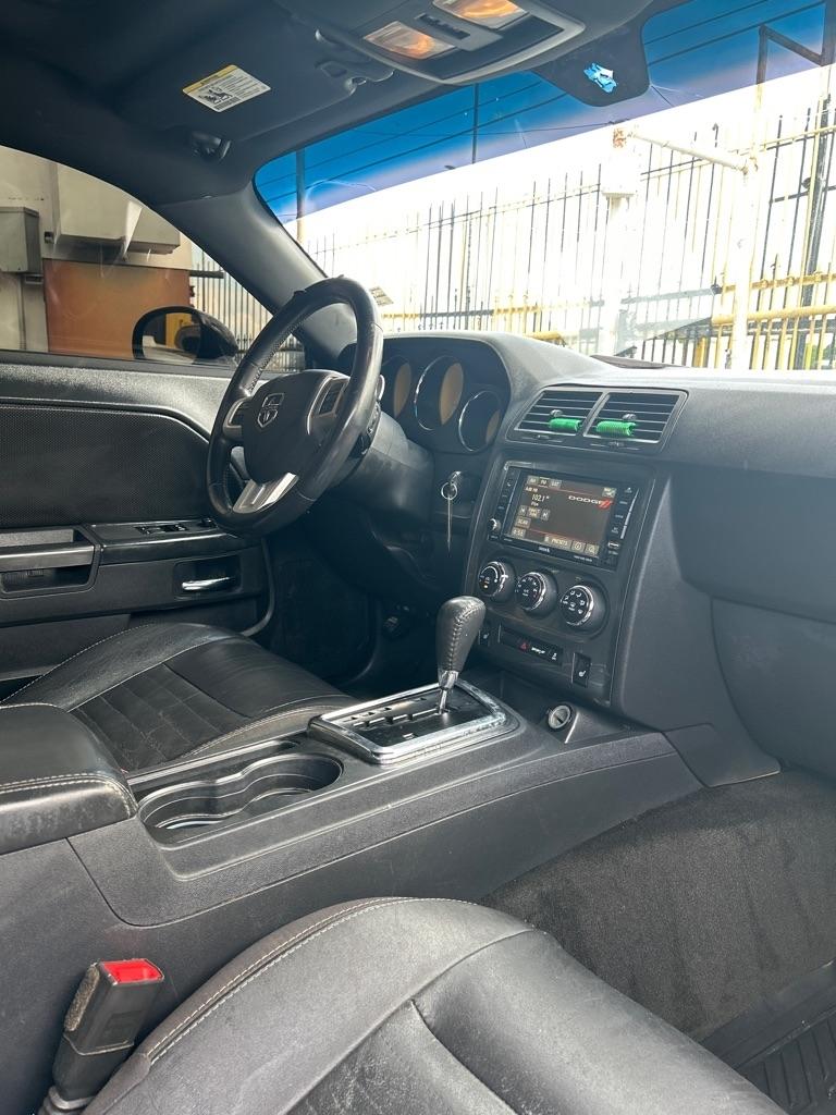 Dodge Challenger  2013