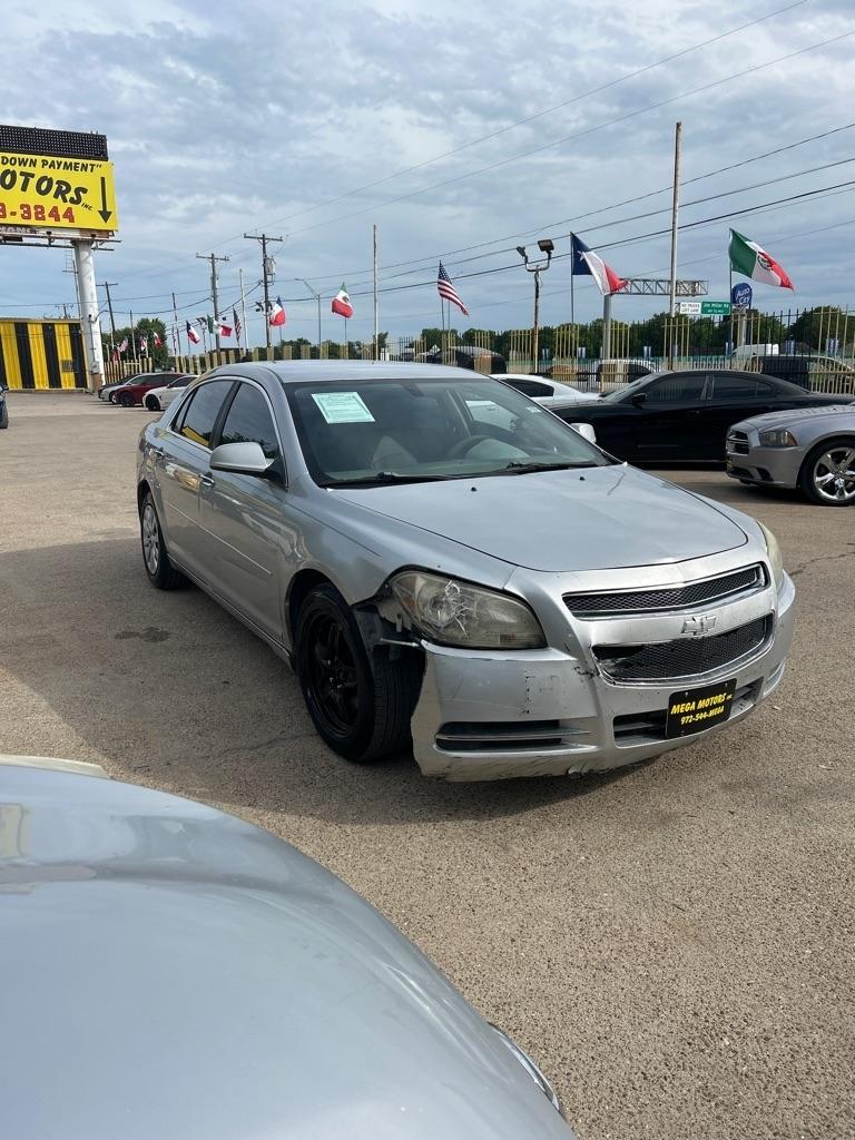 Chevrolet Malibu  2011