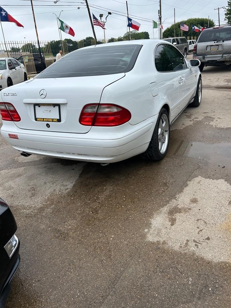 Mercedes-Benz CLK-Class  1998