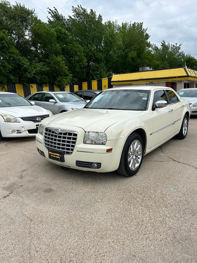 Chrysler 300  2010