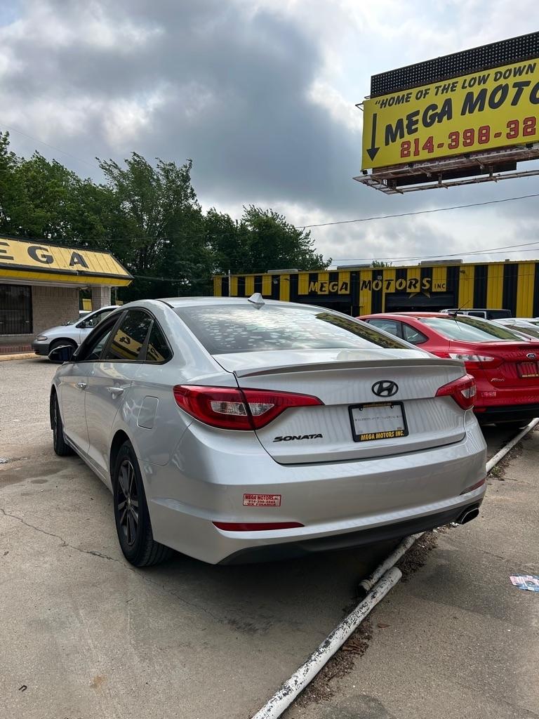 Hyundai Sonata  2016