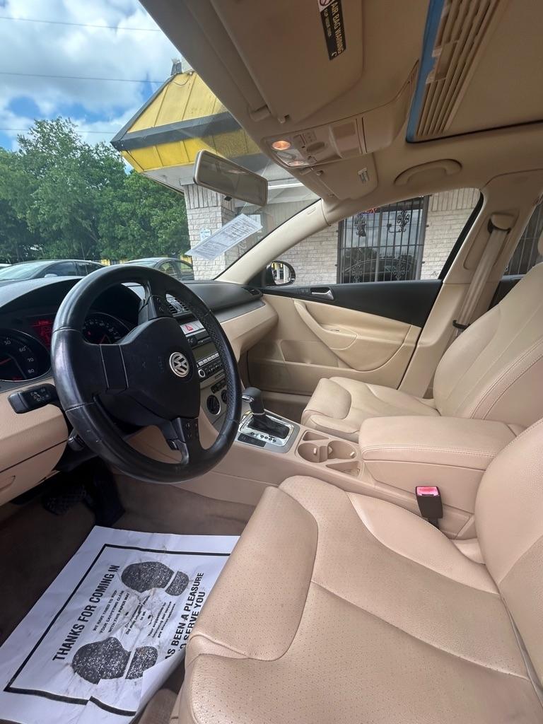 Volkswagen Passat  2008