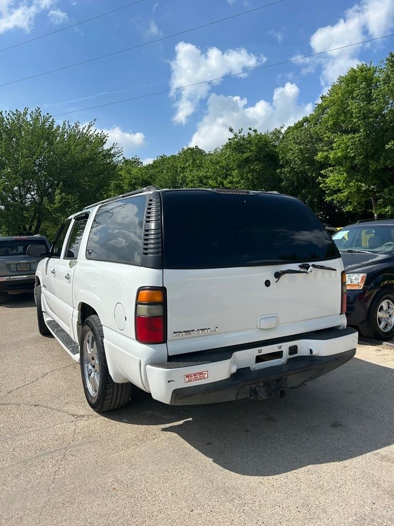 GMC Yukon Denali  2005