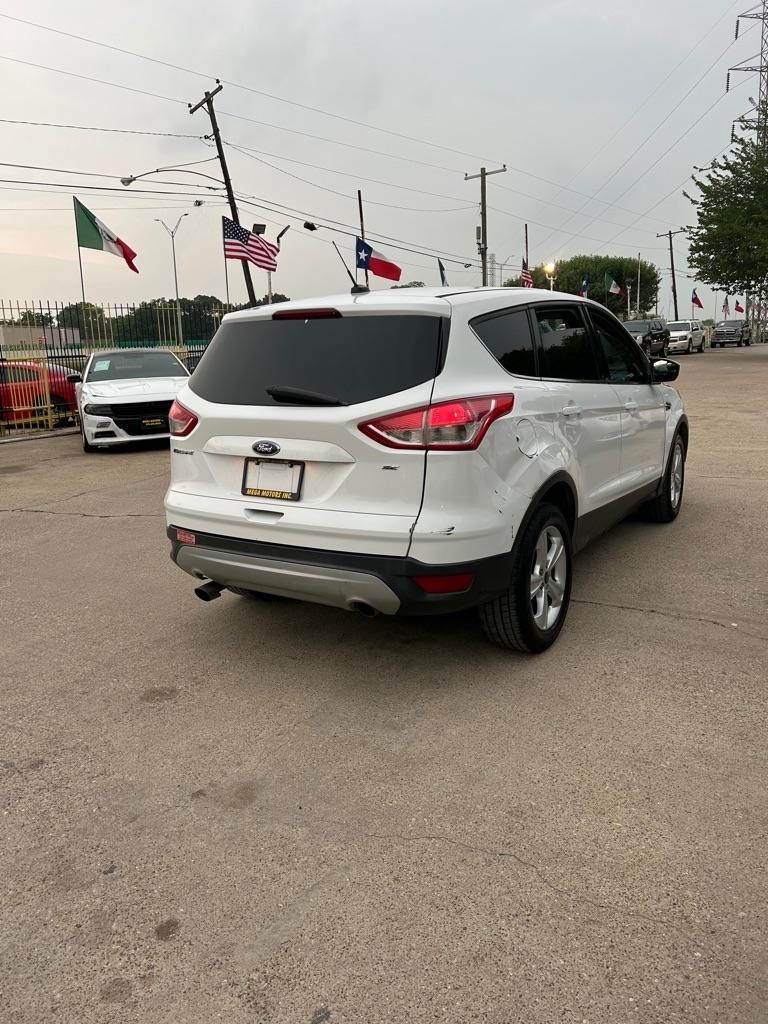 Ford Escape  2015