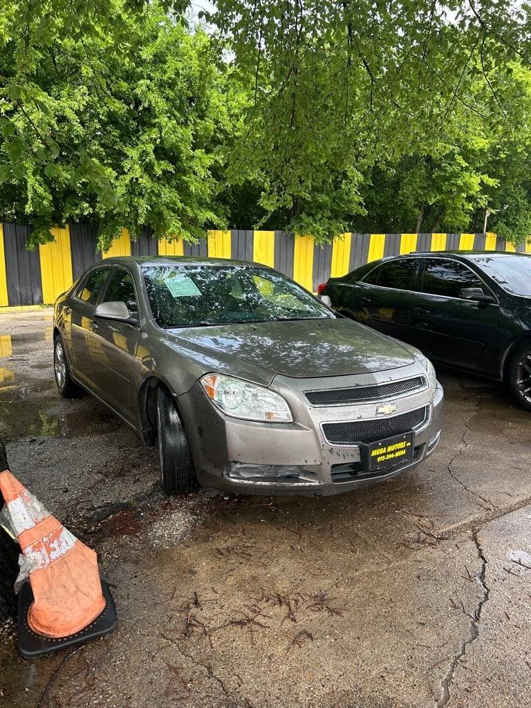 Chevrolet Malibu  2010