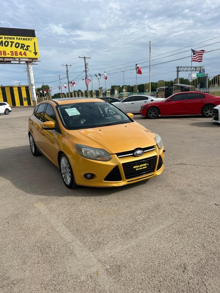 Ford Focus  2012