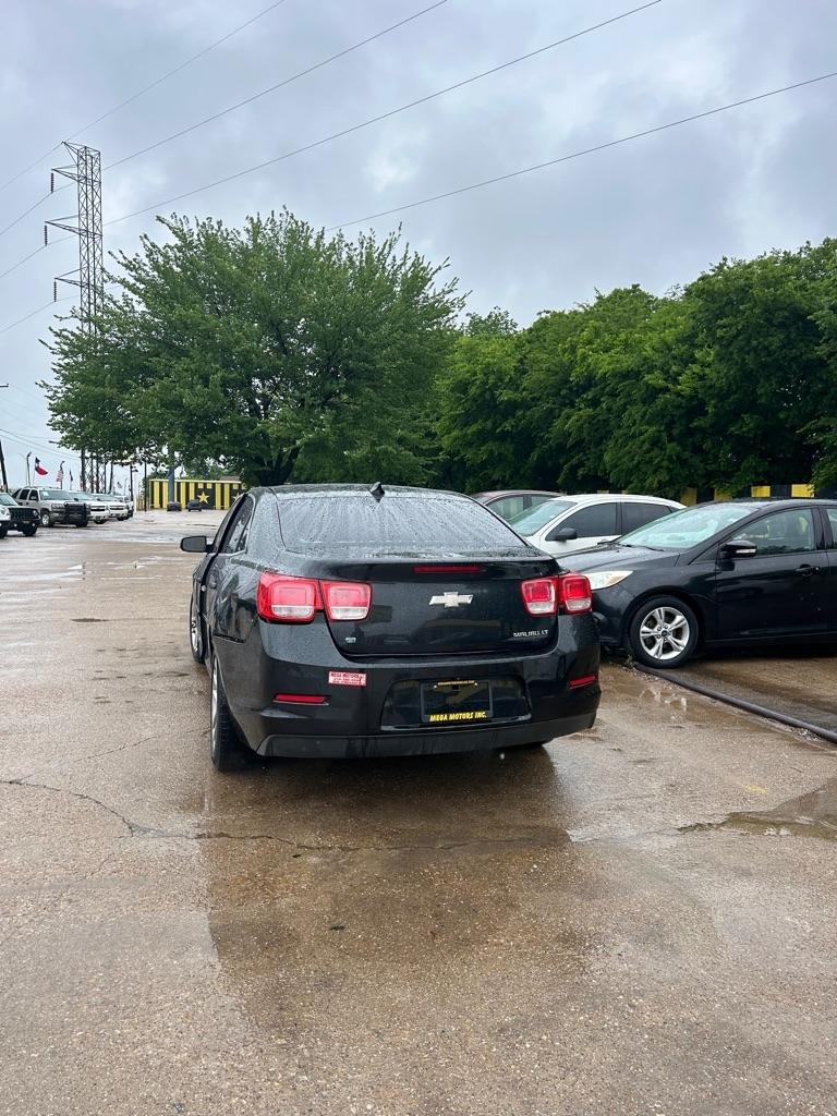 Chevrolet Malibu  2015