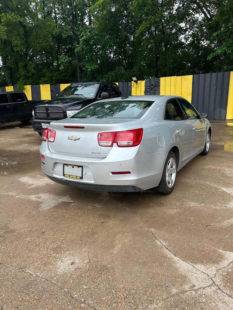 Chevrolet Malibu  2015