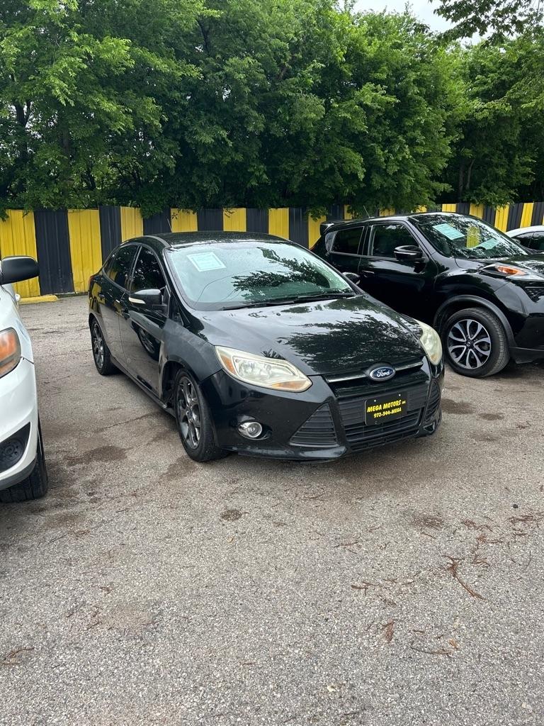 Ford Focus  2014