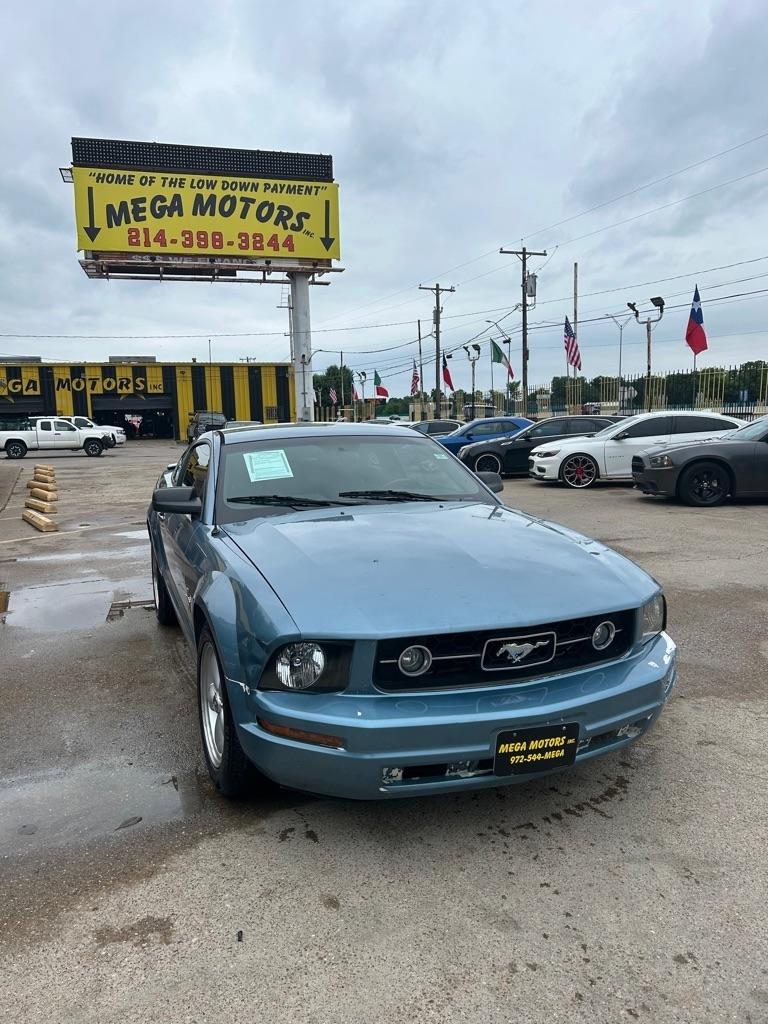 Ford Mustang  2007