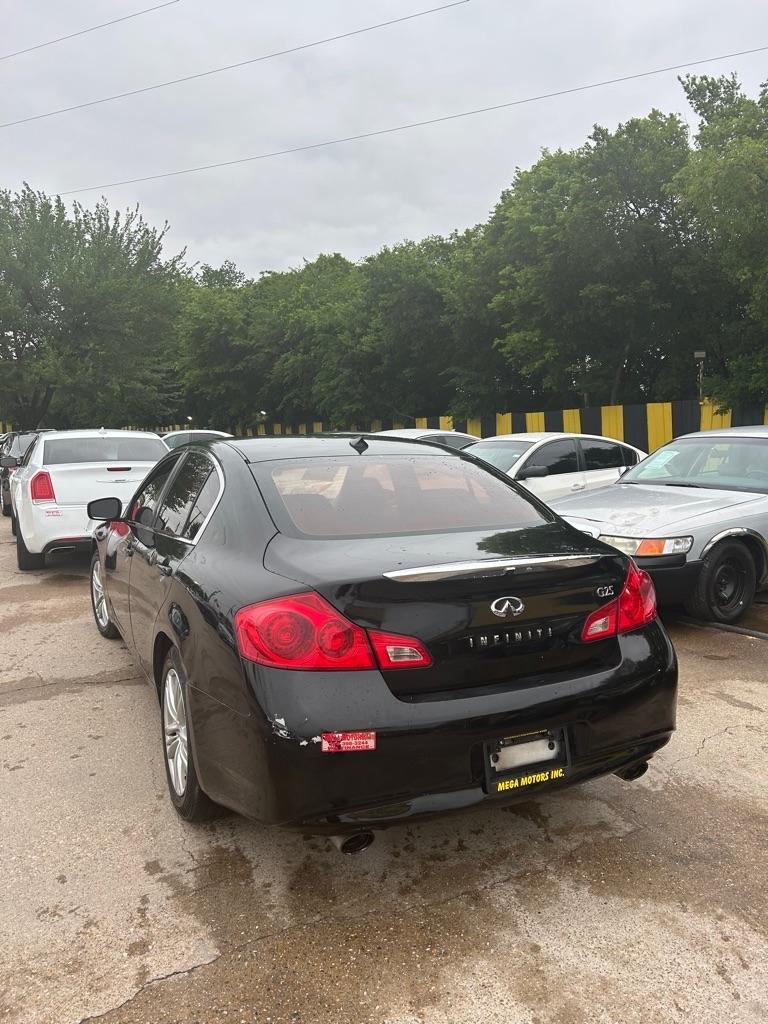 Infiniti G Sedan  2012