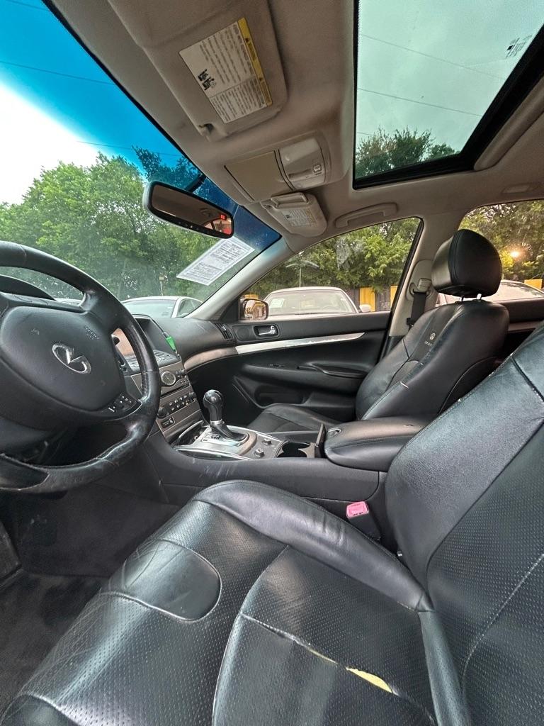 Infiniti G Sedan  2012