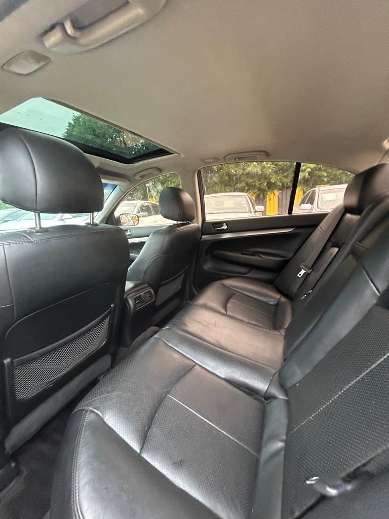 Infiniti G Sedan  2012