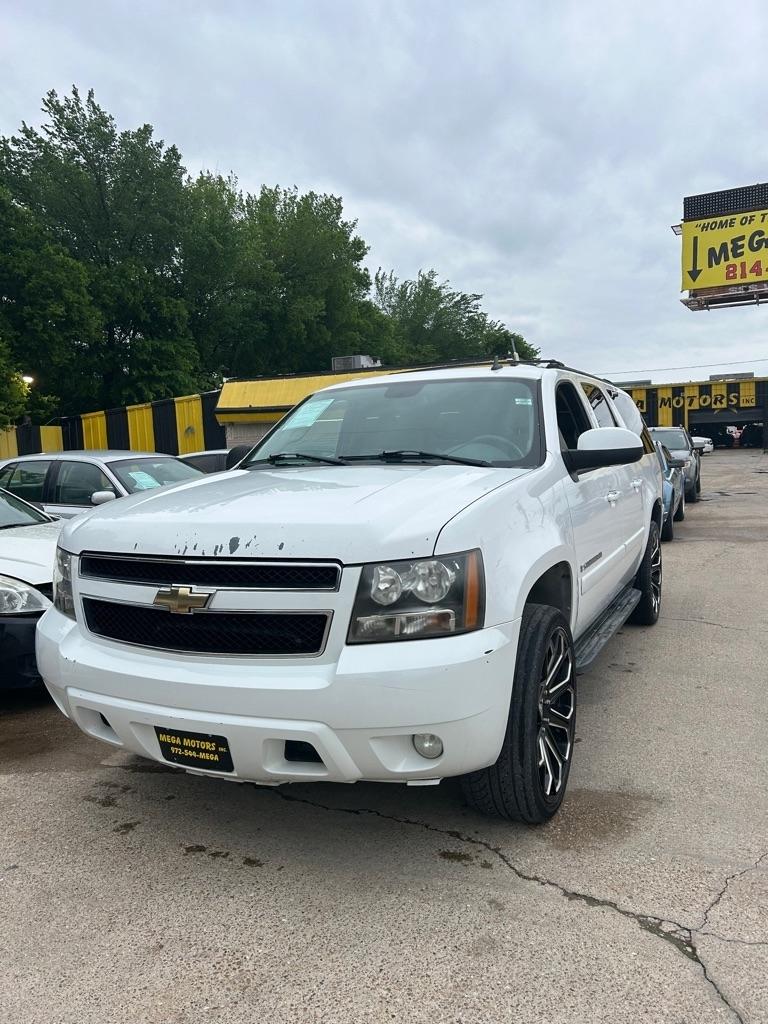 Chevrolet Suburban  2007
