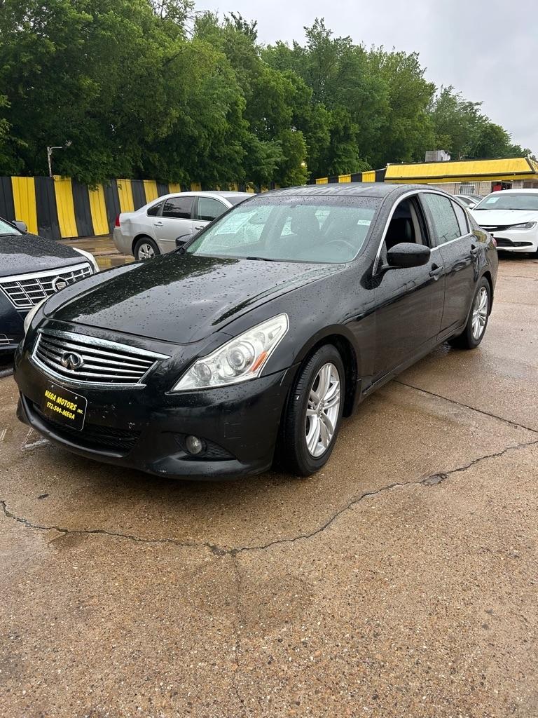 Infiniti G Sedan  2013