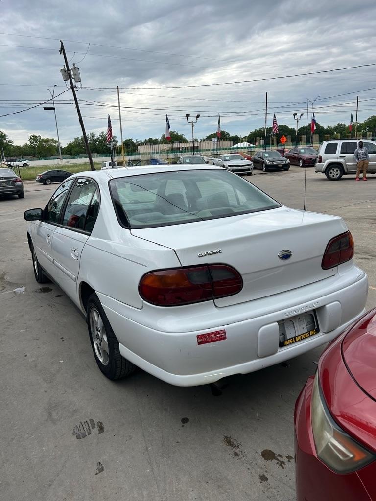 Chevrolet Classic  2004