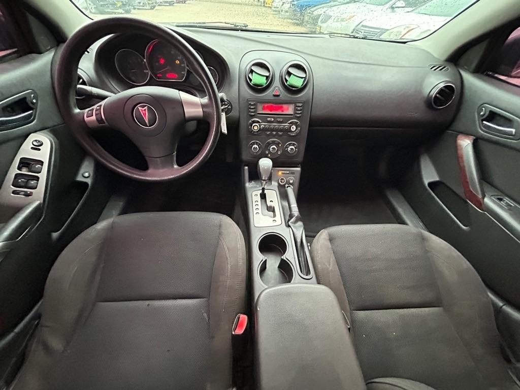 Pontiac G6  2006