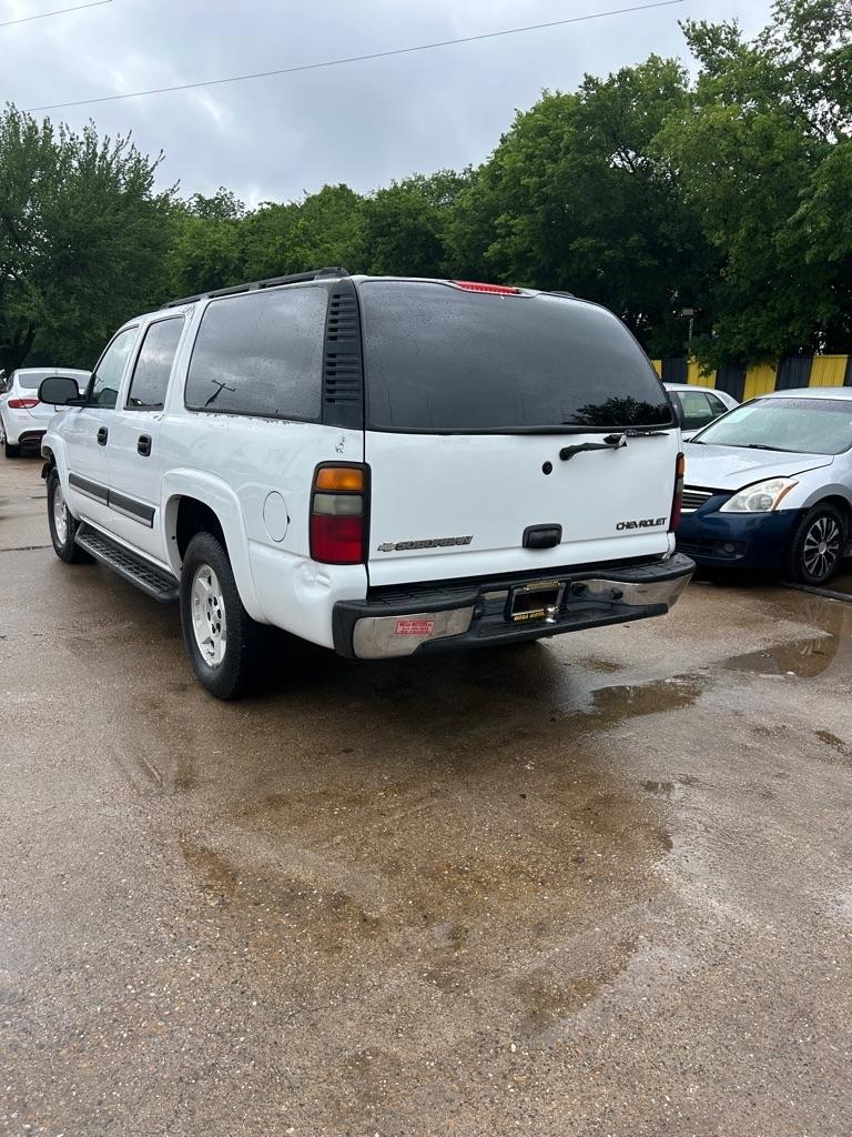 Chevrolet Suburban  2004