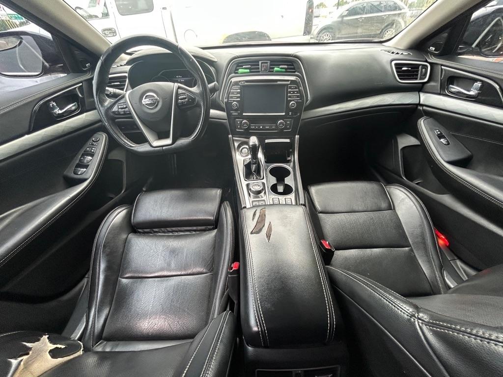 Nissan Maxima  2018