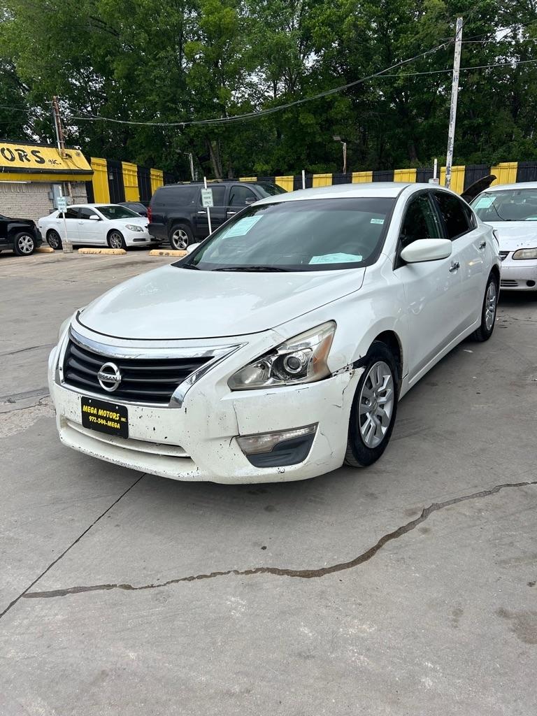 Nissan Altima  2013