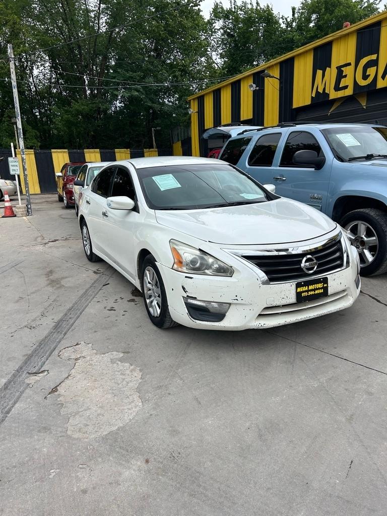 Nissan Altima  2013