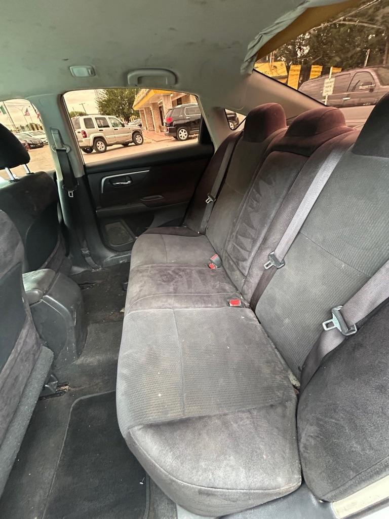 Nissan Altima  2013