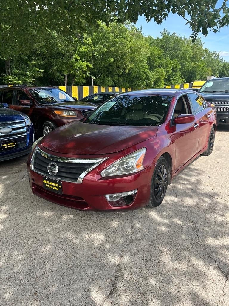 Nissan Altima  2015