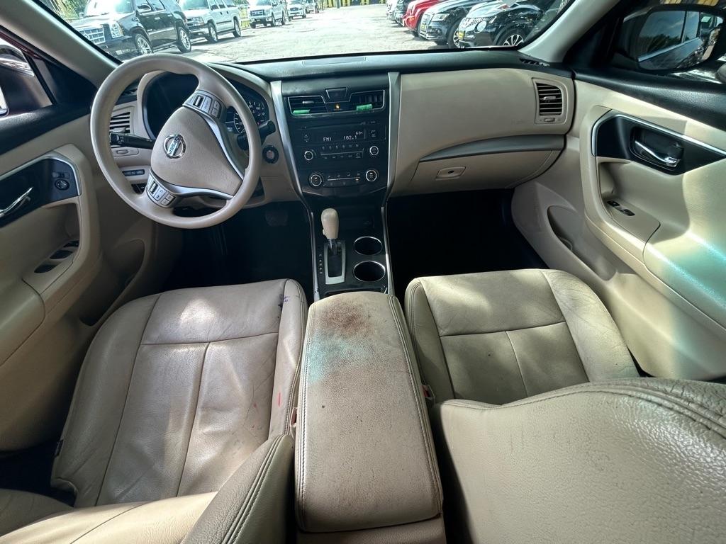Nissan Altima  2015