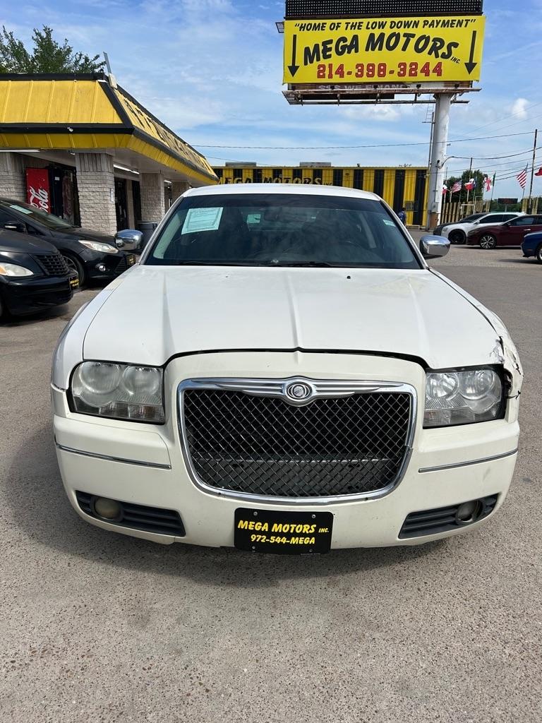 Chrysler 300  2010