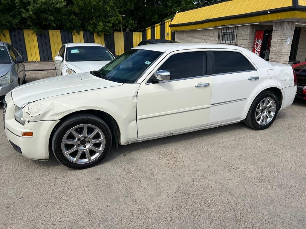 Chrysler 300  2010