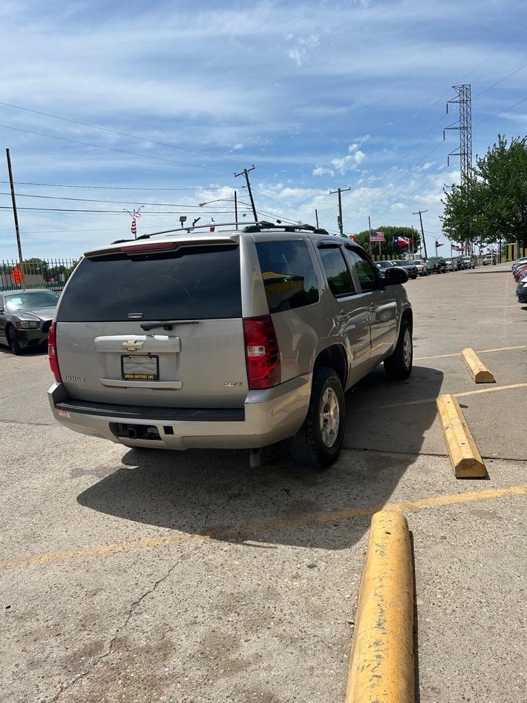 Chevrolet Tahoe  2008