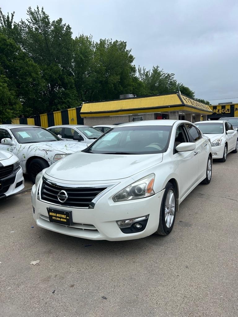 Nissan Altima  2015