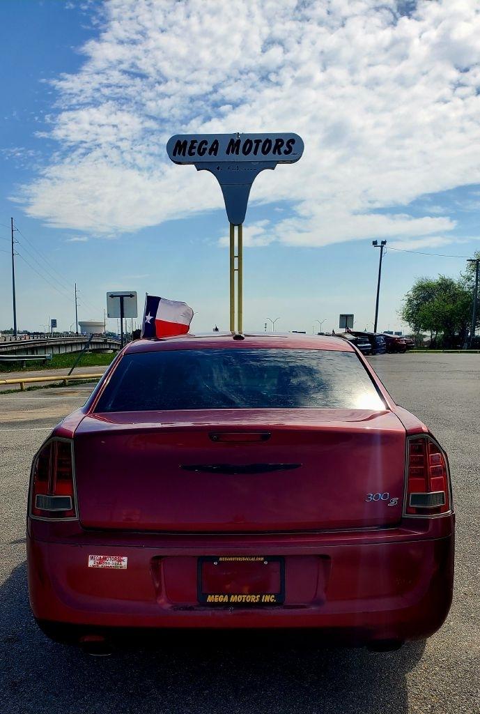Chrysler 300  2014