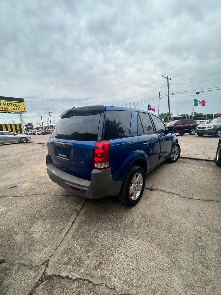 Saturn VUE  2004