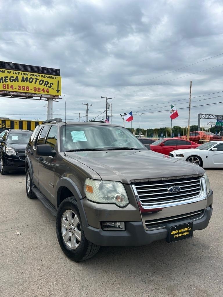 Ford Explorer  2006