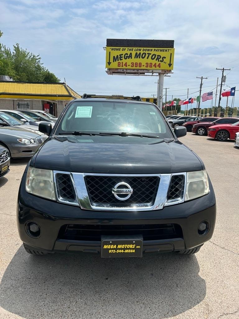 Nissan Pathfinder  2012