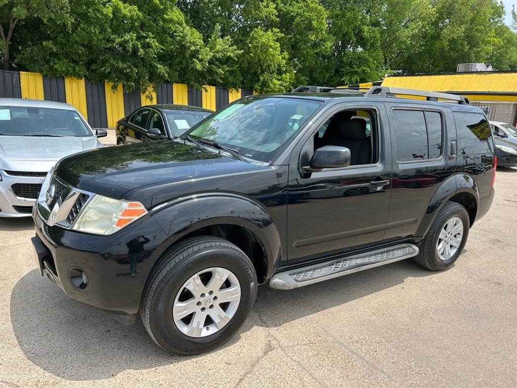 Nissan Pathfinder  2012