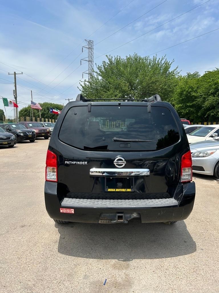 Nissan Pathfinder  2012