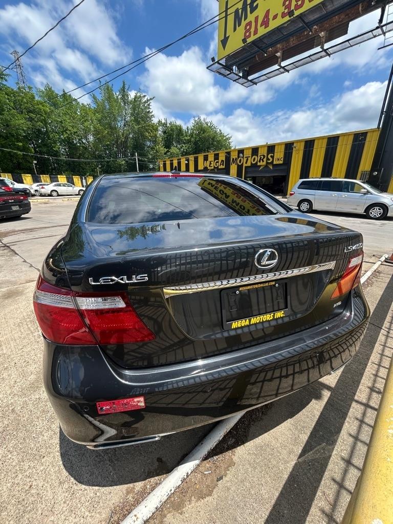 Lexus LS 460  2009