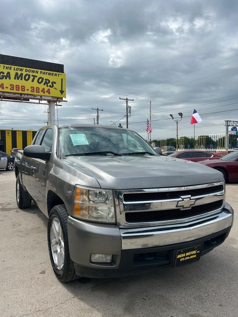 Chevrolet Silverado 1500  2008