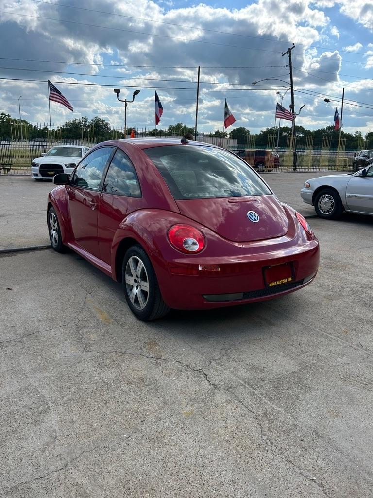 Volkswagen New Beetle  2006