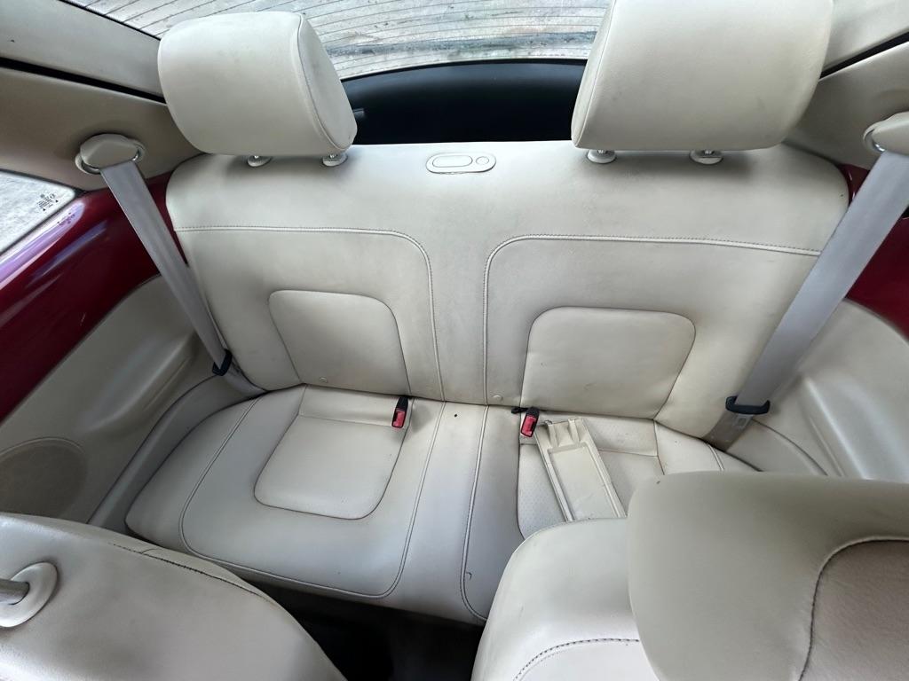 Volkswagen New Beetle  2006