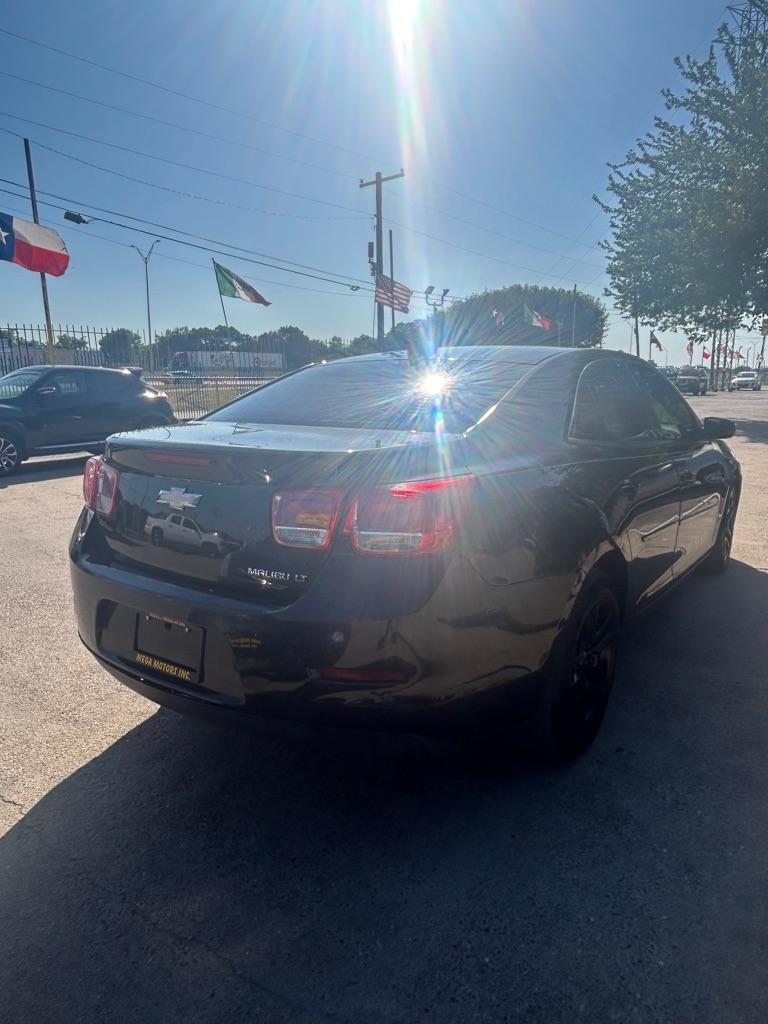 Chevrolet Malibu  2015