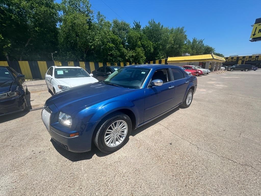 Chrysler 300  2010