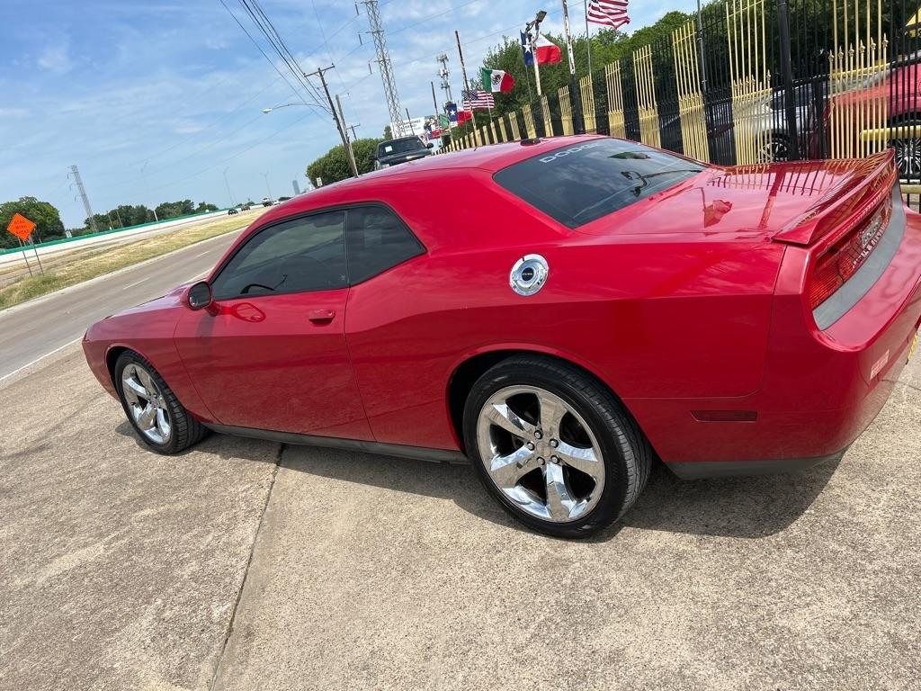 Dodge Challenger  2013