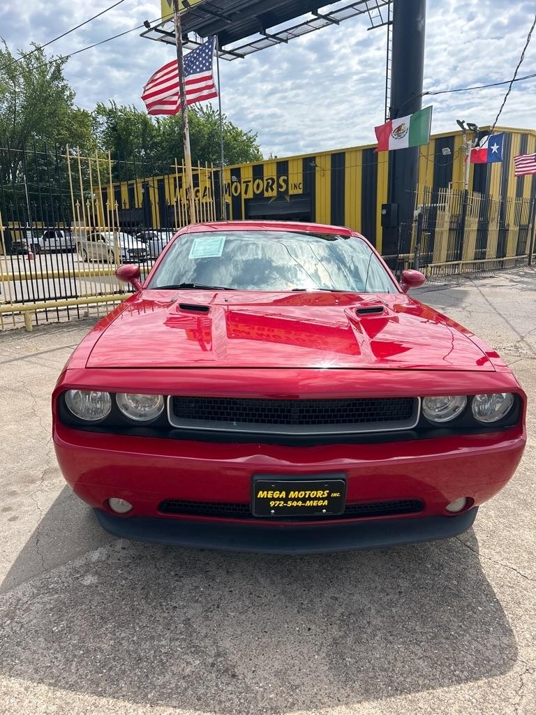 Dodge Challenger  2013