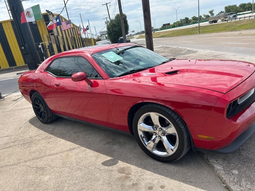 Dodge Challenger  2013