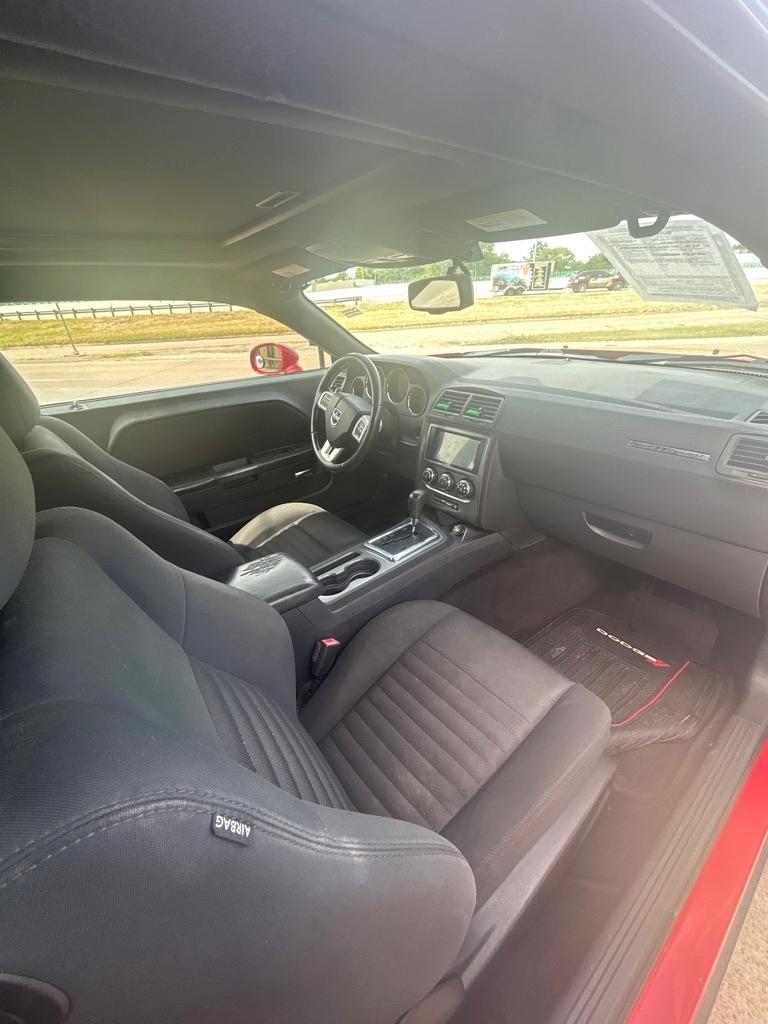 Dodge Challenger  2013