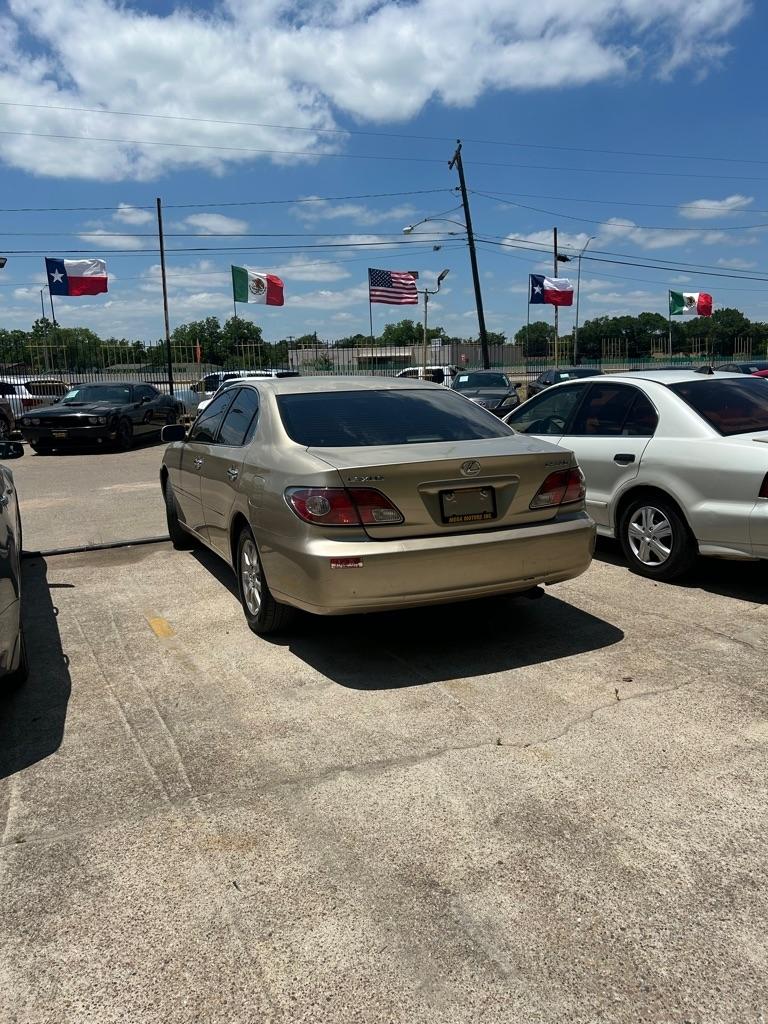 Lexus ES 330  2004