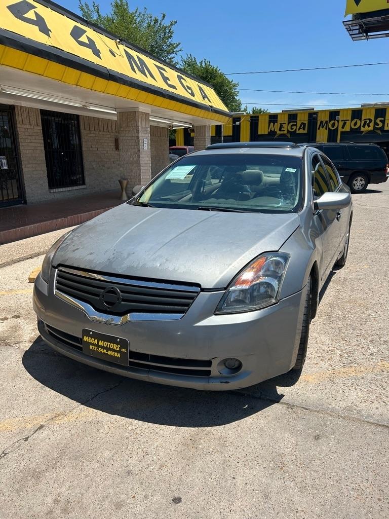 Nissan Altima  2008